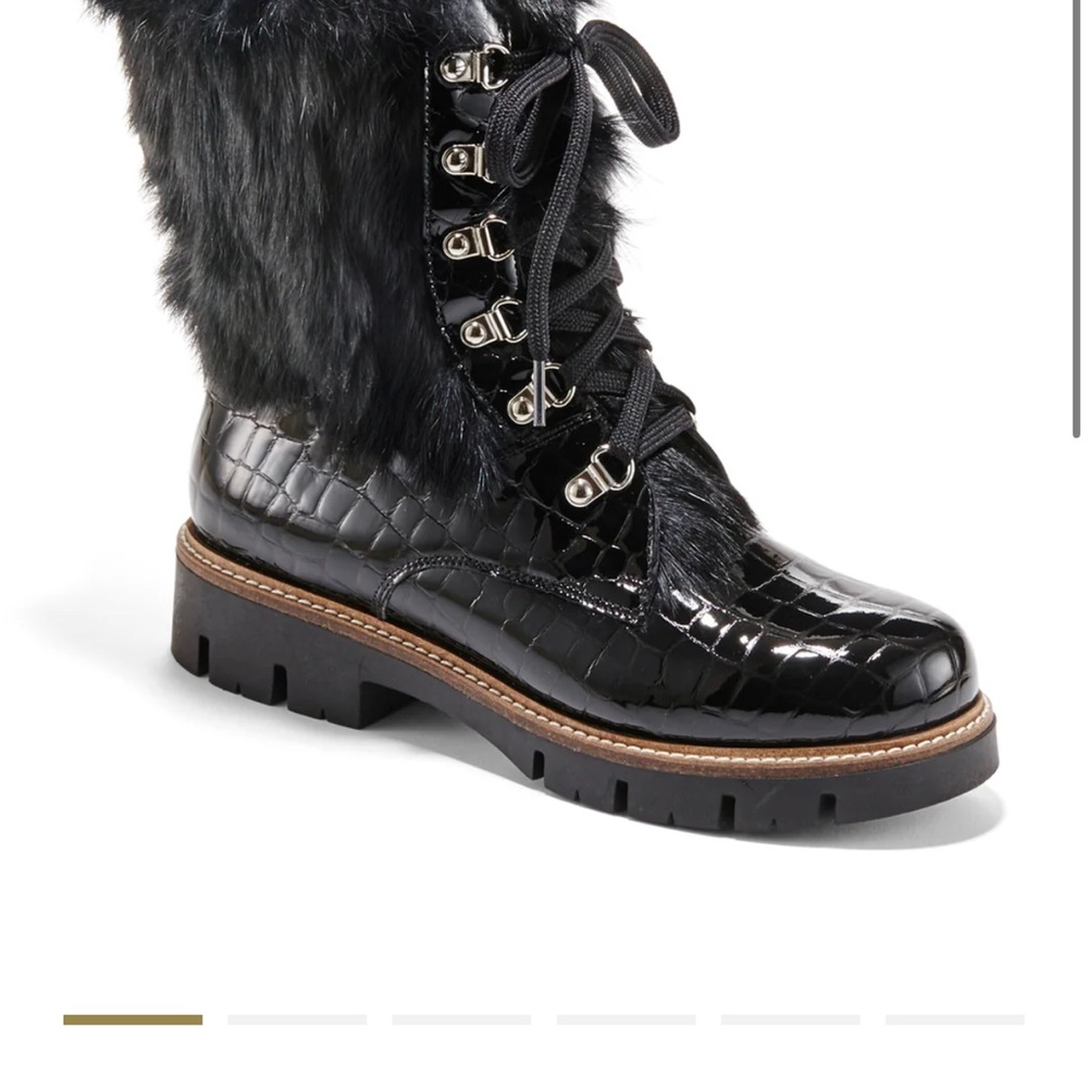 Cori Laqué High Hiker Boot